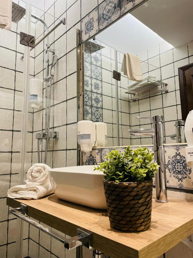Hotel Qb Almagro Centro Dış mekan fotoğraf